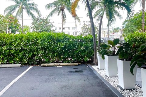 Copropriété à vendre à Miami Beach, Floride: 51.1 m2 № 1306424 - photo 9