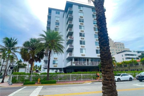 Copropriété à vendre à Miami Beach, Floride: 51.1 m2 № 1306424 - photo 11