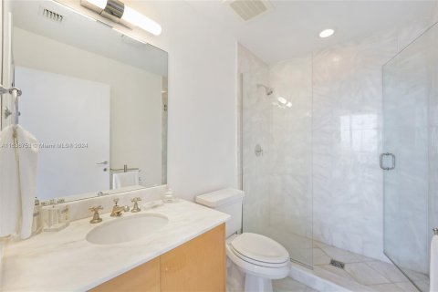 Copropriété à vendre à Miami Beach, Floride: 2 chambres, 134.06 m2 № 1306428 - photo 13