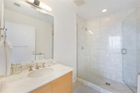 Copropriété à vendre à Miami Beach, Floride: 2 chambres, 134.06 m2 № 1306428 - photo 14