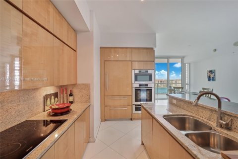 Copropriété à vendre à Miami Beach, Floride: 2 chambres, 134.06 m2 № 1306428 - photo 3