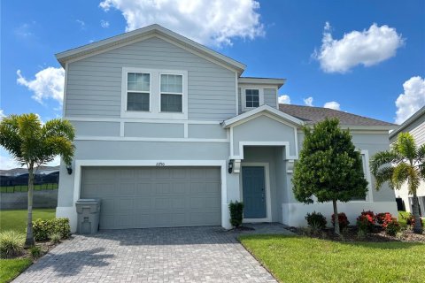 House in Davenport, Florida 8 bedrooms, 373.93 sq.m. № 1371921 - photo 1