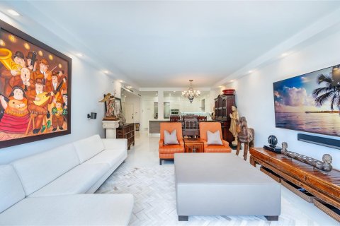 Condominio en venta en Key Biscayne, Florida, 2 dormitorios, 142.33 m2 № 784392 - foto 8
