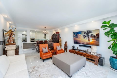 Condominio en venta en Key Biscayne, Florida, 2 dormitorios, 142.33 m2 № 784392 - foto 7