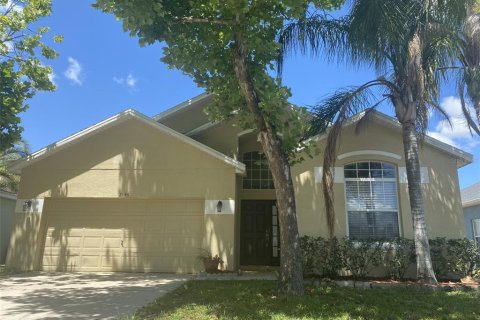 Villa ou maison à vendre à Kissimmee, Floride: 4 chambres, 166.76 m2 № 1198924 - photo 2