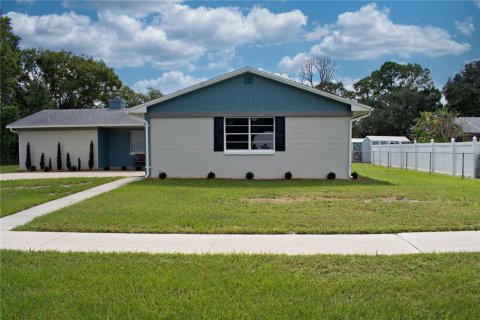 Casa en venta en Deltona, Florida, 3 dormitorios, 123 m2 № 1383172 - foto 4