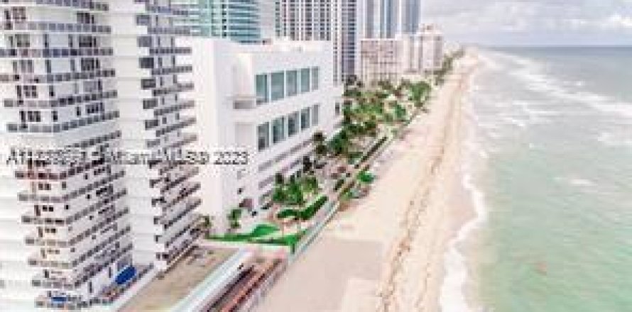 Apartment in Hollywood, Florida 1 bedroom, 84.17 sq.m. № 641098