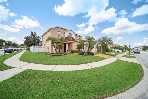 Villa ou maison à vendre à Orlando, Floride: 3 chambres, 217.76 m2 № 1327256 - photo 5