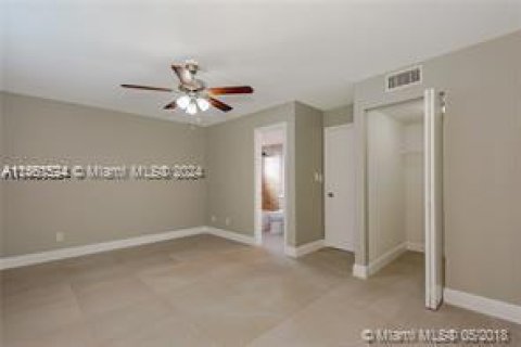 Condominio en venta en Miramar, Florida, 1 dormitorio, 71.53 m2 № 1092607 - foto 11