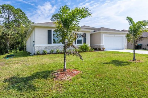 Casa en venta en Palm Bay, Florida, 4 dormitorios, 201.69 m2 № 1421994 - foto 3