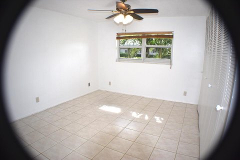 Villa ou maison à vendre à West Palm Beach, Floride: 1 chambre, 61.5 m2 № 1151739 - photo 9