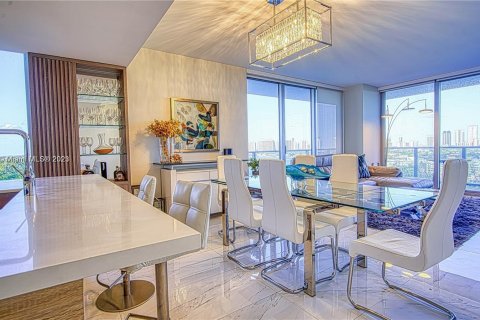 Condominio en venta en North Miami Beach, Florida, 3 dormitorios, 144.56 m2 № 809891 - foto 7