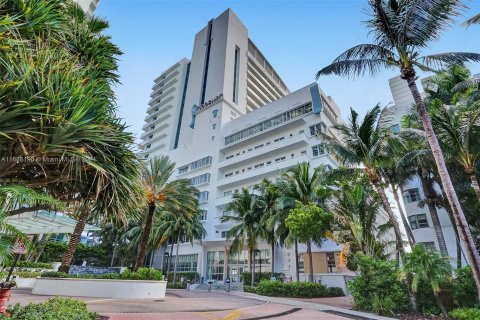 Studio in the Condo in Miami Beach, Florida  № 1384505 - photo 5