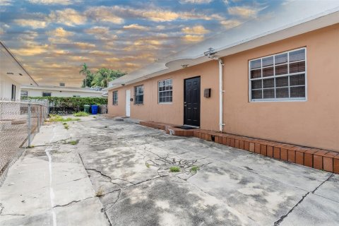 Casa en venta en Miami, Florida, 2 dormitorios, 70.88 m2 № 1384504 - foto 16