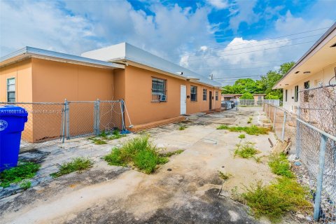 Casa en venta en Miami, Florida, 2 dormitorios, 70.88 m2 № 1384504 - foto 12