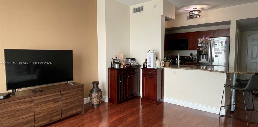 Condo in Miami, Florida, 1 bedroom  № 1384506