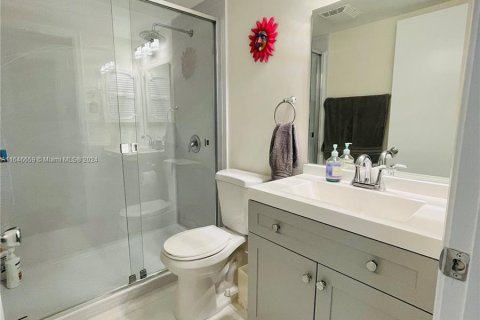 Copropriété à vendre à Pembroke Pines, Floride: 2 chambres, 88.54 m2 № 1330137 - photo 13