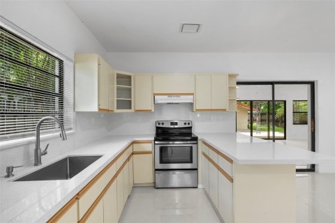 Casa en venta en Miami, Florida, 4 dormitorios, 253.72 m2 № 1272546 - foto 7