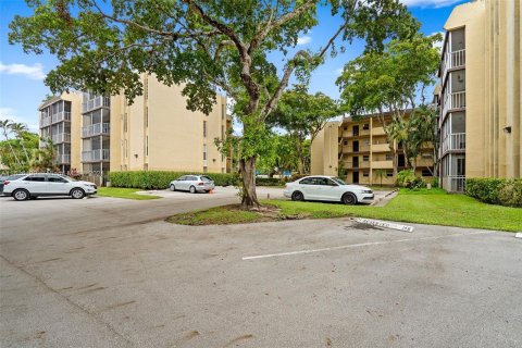 Condominio en venta en Plantation, Florida, 2 dormitorios, 107.77 m2 № 1269281 - foto 17