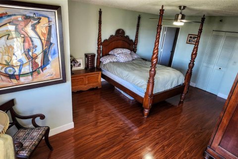 Condominio en venta en Pompano Beach, Florida, 2 dormitorios, 129.97 m2 № 1207546 - foto 19