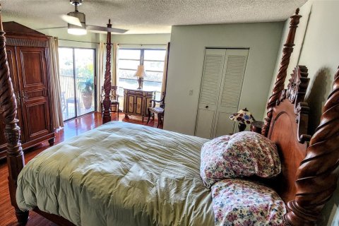 Condominio en venta en Pompano Beach, Florida, 2 dormitorios, 129.97 m2 № 1207546 - foto 20