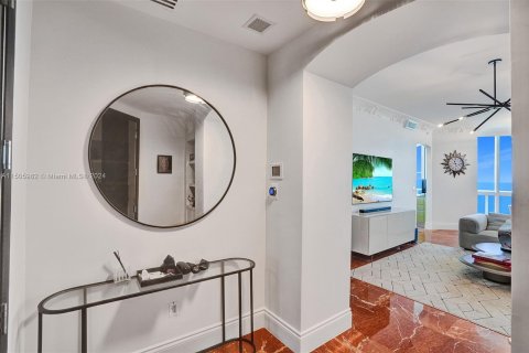 Copropriété à vendre à Sunny Isles Beach, Floride: 2 chambres, 159.98 m2 № 936330 - photo 29