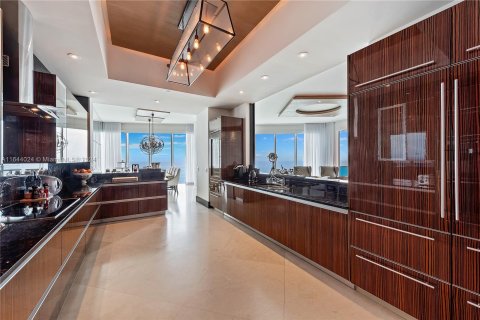 Copropriété à vendre à Hollywood, Floride: 6 chambres, 472.5 m2 № 1325793 - photo 8