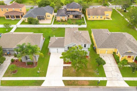 Casa en venta en Kissimmee, Florida, 4 dormitorios, 222.32 m2 № 1336444 - foto 5