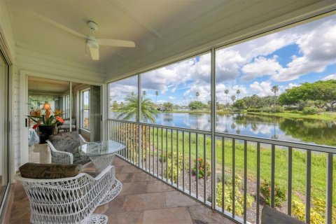 Copropriété à vendre à Bradenton, Floride: 2 chambres, 110.09 m2 № 1346728 - photo 12