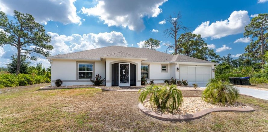 House in North Port, Florida 4 bedrooms, 189.52 sq.m. № 1264366