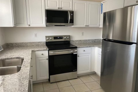 Снять в аренду квартиру в Клируотер, Флорида 1 комната, 87.89м2, № 1557468 - фото 5