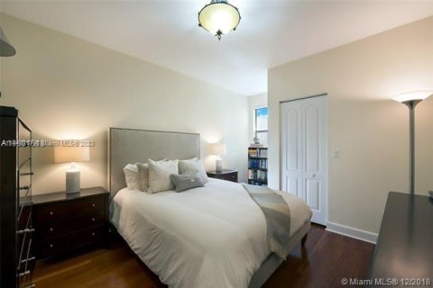 Condominio en venta en Pinecrest, Florida, 4 dormitorios, 206.8 m2 № 703190 - foto 10