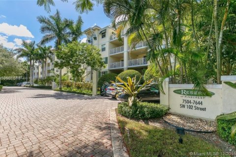 Condominio en venta en Pinecrest, Florida, 4 dormitorios, 206.8 m2 № 703190 - foto 19