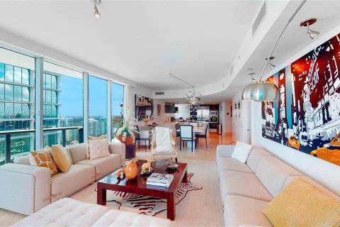 Copropriété à vendre à Sunny Isles Beach, Floride: 4 chambres, 222.41 m2 № 830110 - photo 2