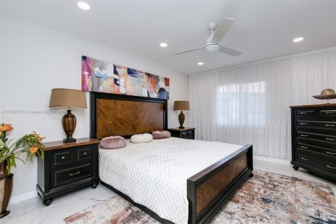 Купить виллу или дом в Корал-Спрингс, Флорида 2 спальни, 97.36м2, № 924290 - фото 16