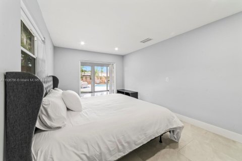 Casa en venta en Hollywood, Florida, 4 dormitorios, 160.16 m2 № 924336 - foto 19
