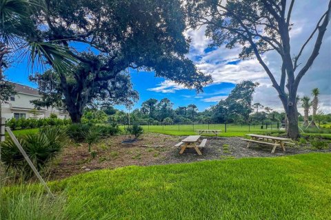 Townhouse in Nokomis, Florida 3 bedrooms, 127.55 sq.m. № 1352610 - photo 29