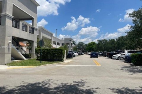 Commercial property in Miramar, Florida № 1189478 - photo 20