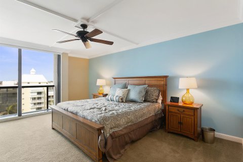 Condo in Highland Beach, Florida, 3 bedrooms  № 1182636 - photo 24