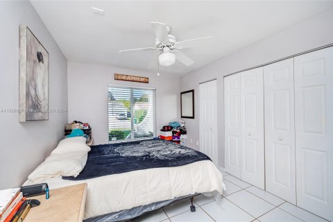 Купить виллу или дом в Катлер-Бей, Флорида 3 спальни, 173.82м2, № 995515 - фото 21