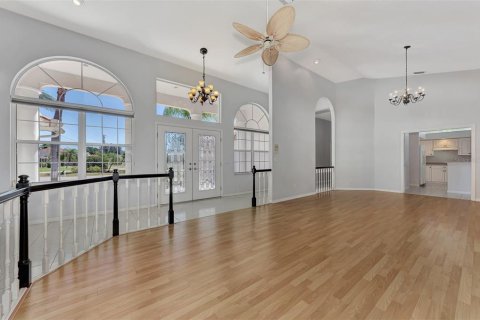 Villa ou maison à vendre à Punta Gorda, Floride: 4 chambres, 312.99 m2 № 1130136 - photo 5