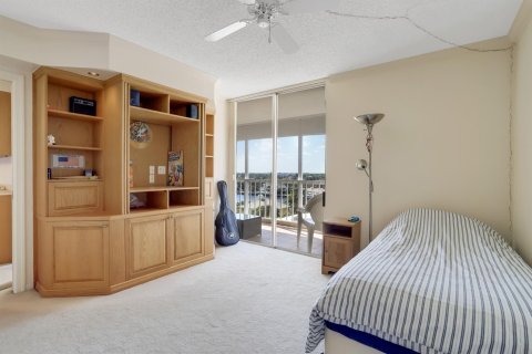 Condominio en venta en Delray Beach, Florida, 3 dormitorios, 198.63 m2 № 192894 - foto 10