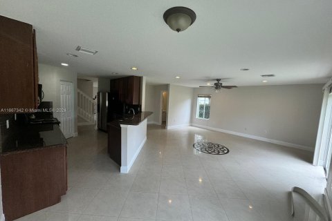 House in Miramar, Florida 4 bedrooms, 249.35 sq.m. № 1381915 - photo 26