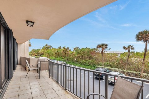 Condo in Riviera Beach, Florida, 2 bedrooms  № 1152092 - photo 13