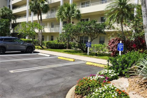 Condominio en venta en Pompano Beach, Florida, 3 dormitorios, 170.94 m2 № 1099084 - foto 19