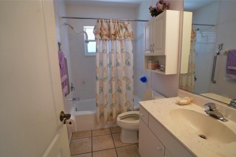 House in Port Charlotte, Florida 3 bedrooms, 179.58 sq.m. № 1340073 - photo 27