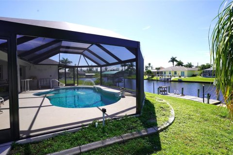 Villa ou maison à vendre à Port Charlotte, Floride: 3 chambres, 179.58 m2 № 1340073 - photo 5