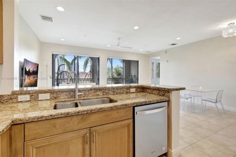 Copropriété à vendre à Sunrise, Floride: 2 chambres, 107.67 m2 № 1381690 - photo 12