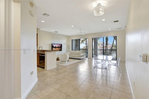 Copropriété à vendre à Sunrise, Floride: 2 chambres, 107.67 m2 № 1381690 - photo 8