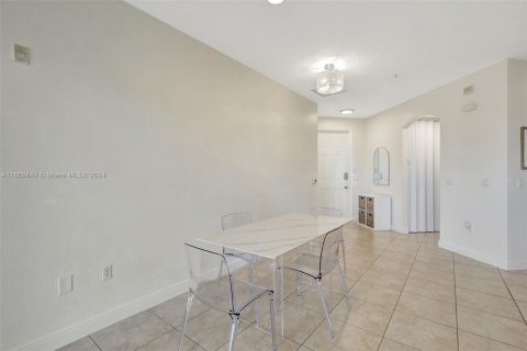 Condominio en venta en Sunrise, Florida, 2 dormitorios, 107.67 m2 № 1381690 - foto 10